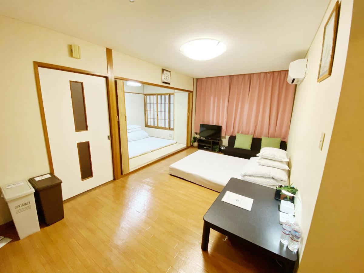 Guesthouse017: Central Tokushima Private Room near Awa Odori Kaikan Exterior photo