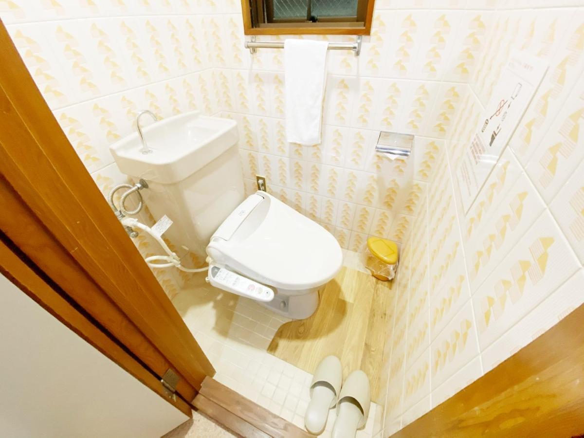 Guesthouse017: Central Tokushima Private Room near Awa Odori Kaikan Exterior photo