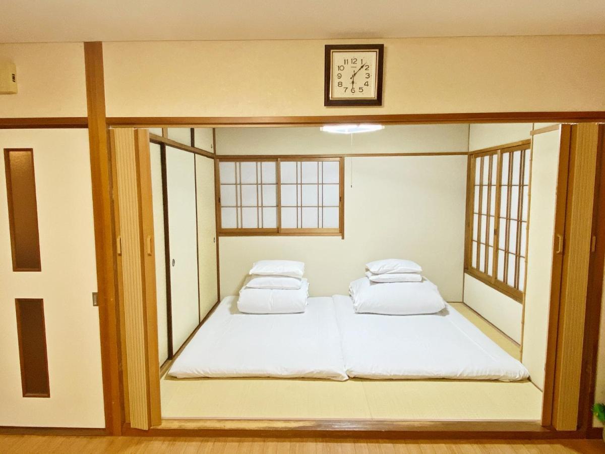 Guesthouse017: Central Tokushima Private Room near Awa Odori Kaikan Exterior photo