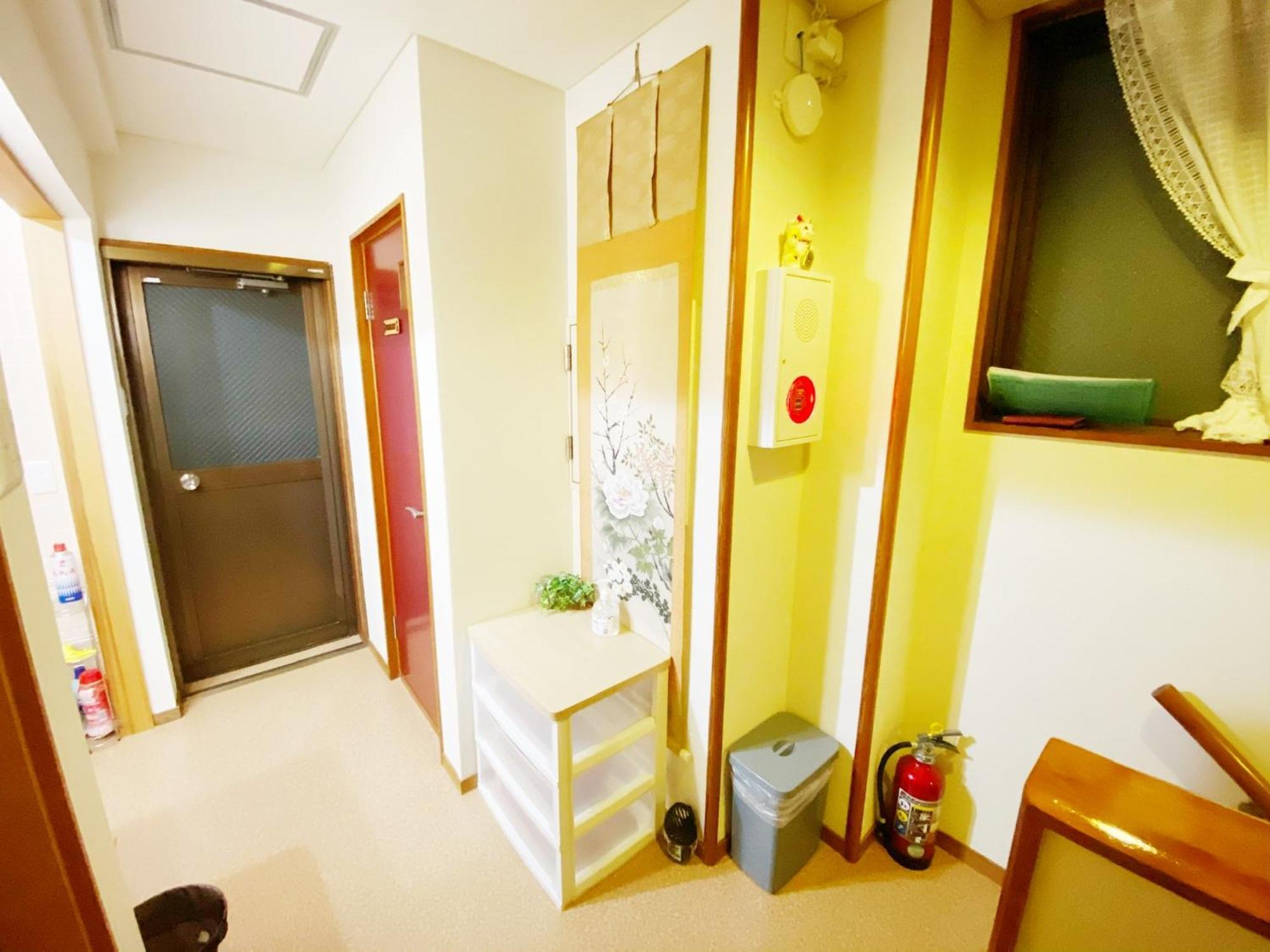 Guesthouse017: Central Tokushima Private Room near Awa Odori Kaikan Room photo